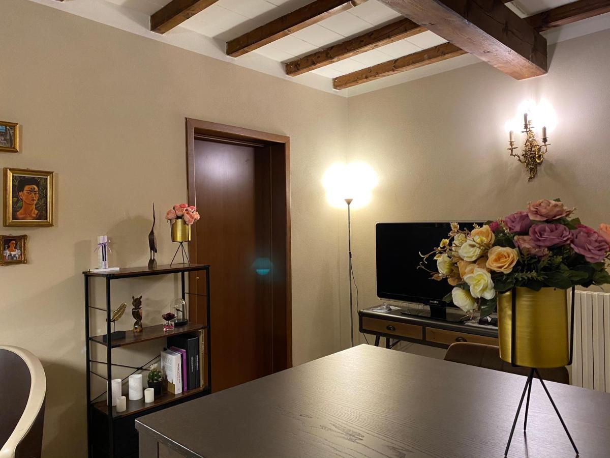 Appartamento Frida Parma Luaran gambar